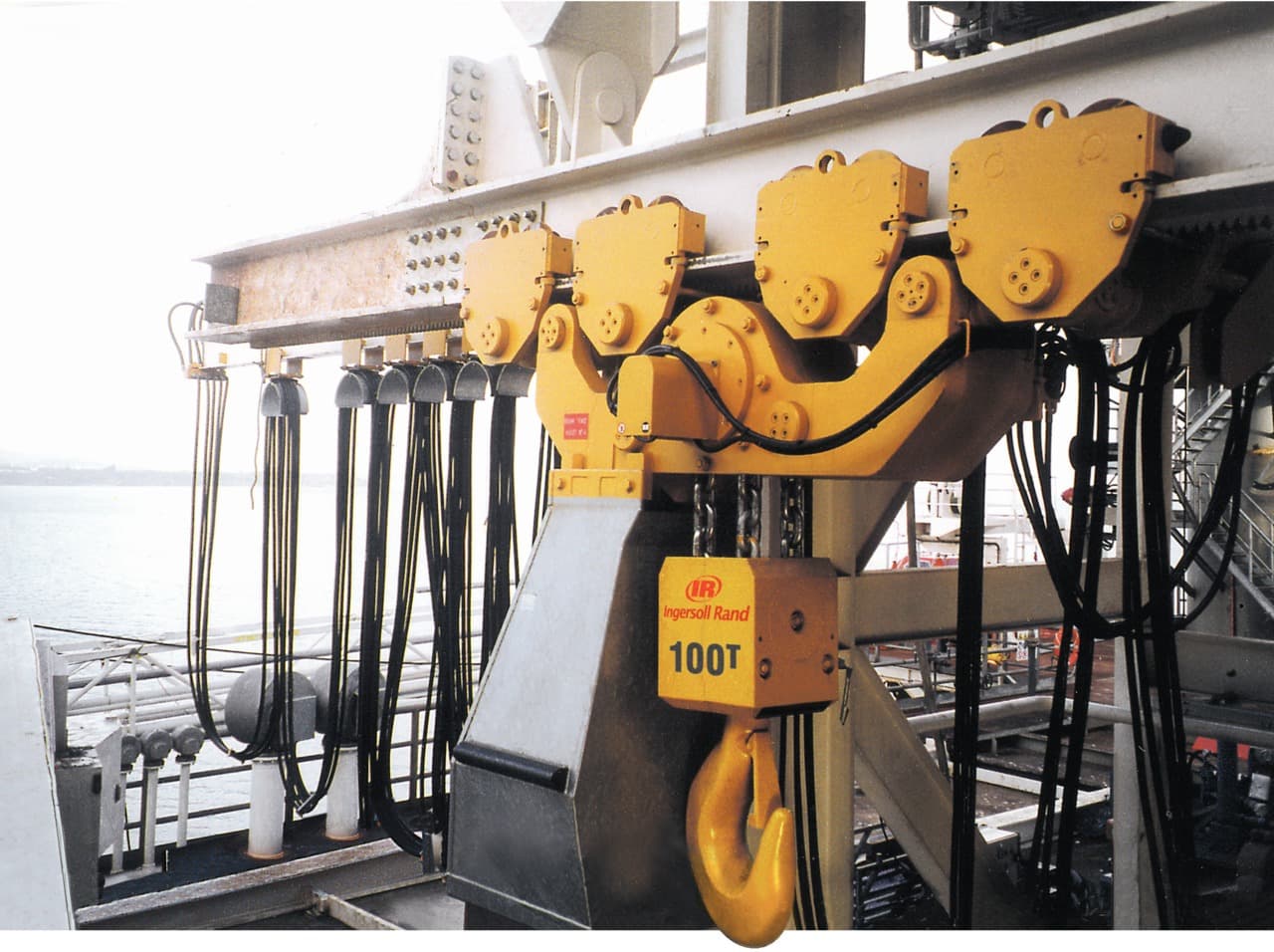 Electric Hoist (Offshore)